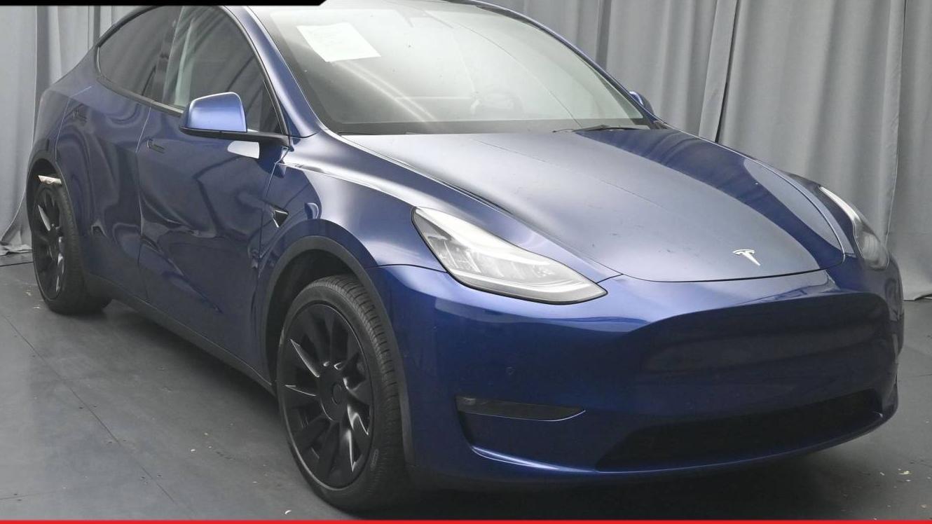 TESLA MODEL Y 2021 5YJYGDED7MF210698 image